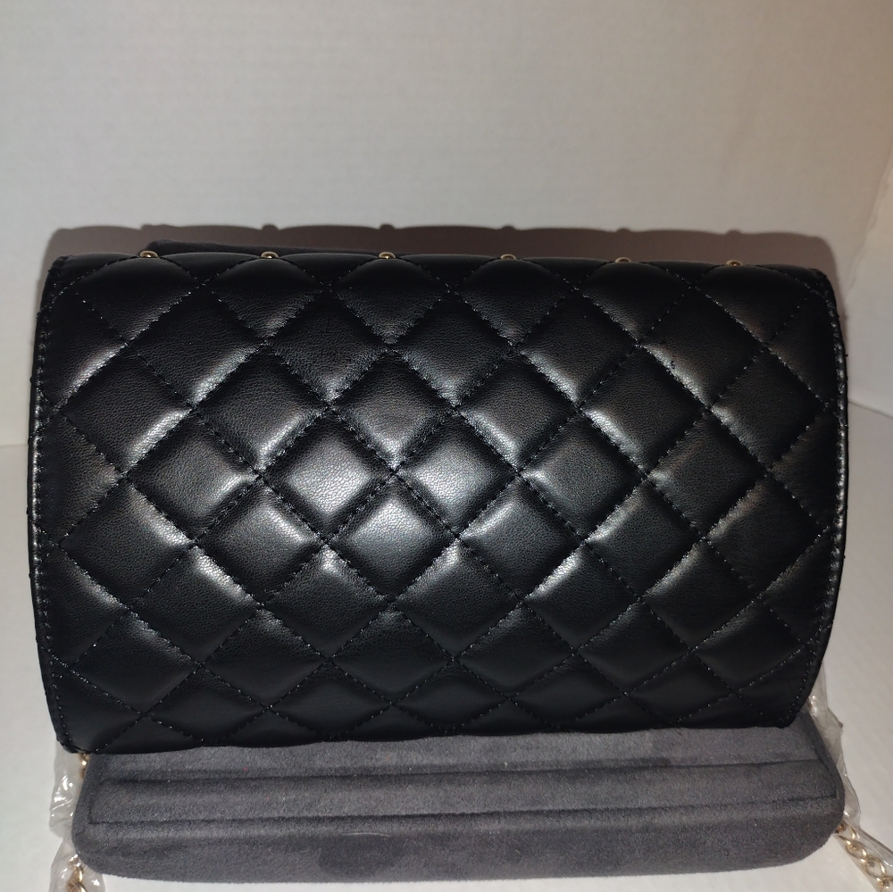 Badgley Mischka Black Quilted Crossbody Bag - Picture 3 of 10